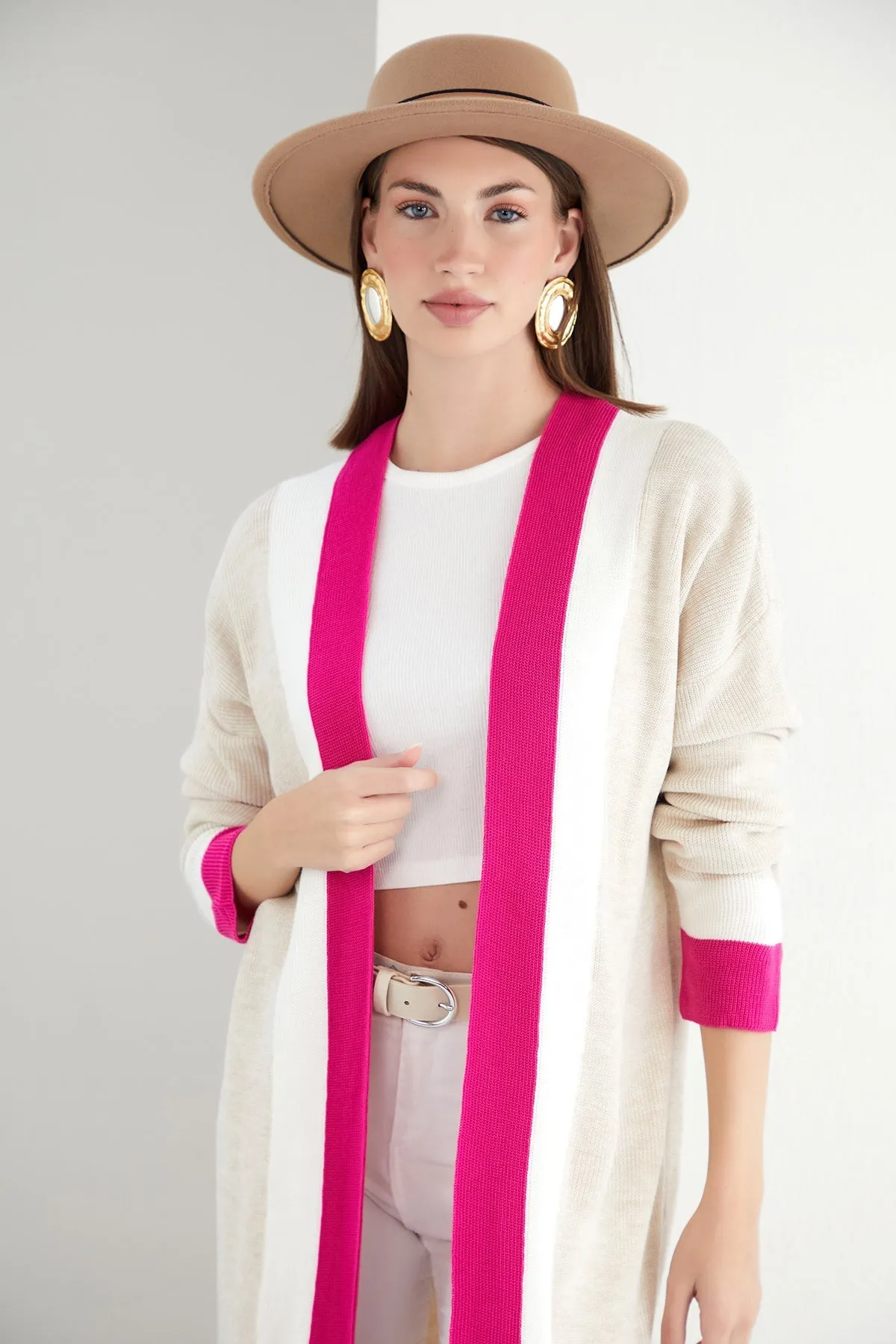 Beige & Fuchsia Color Block Longline Knit Cardigan