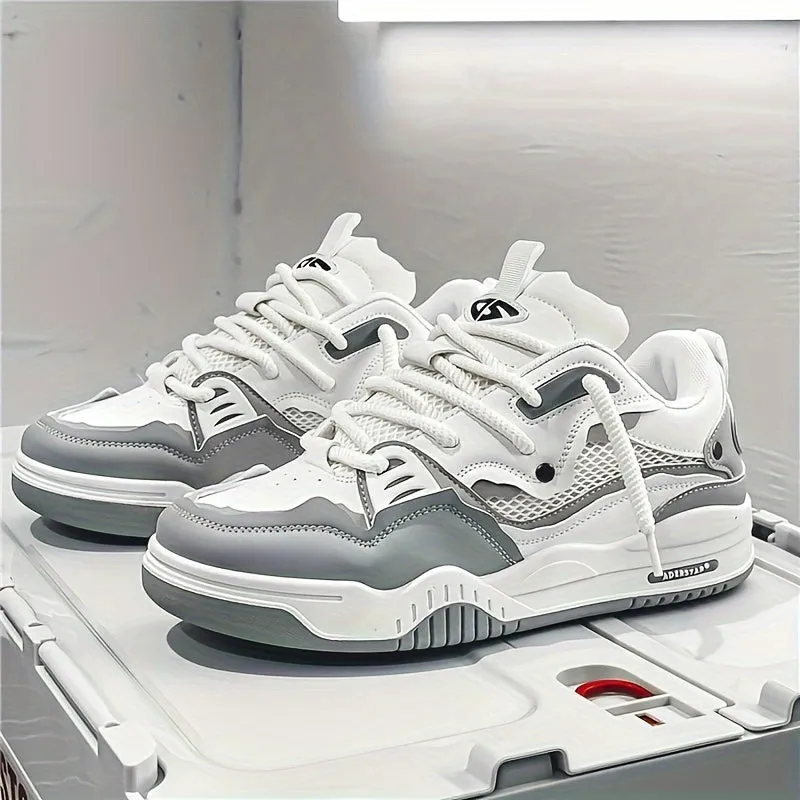 Men's Stylish Laced Skate Trainers with Good Traction | Perfect for All Seasons