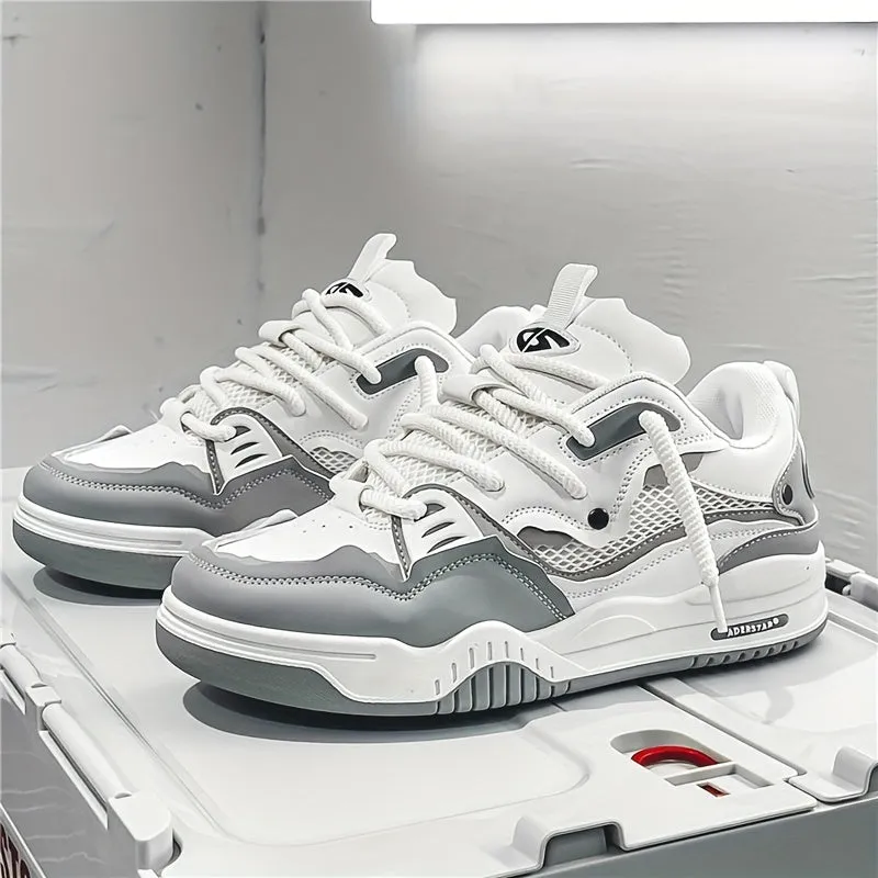 Men's Stylish Laced Skate Trainers with Good Traction | Perfect for All Seasons
